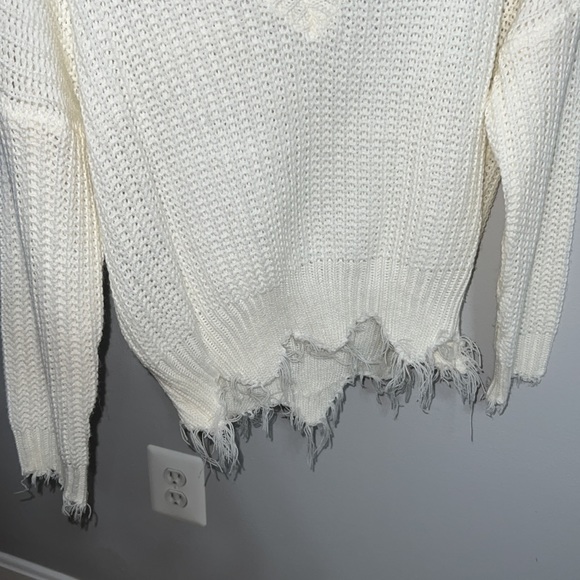 Sweater - Picture 3 of 4